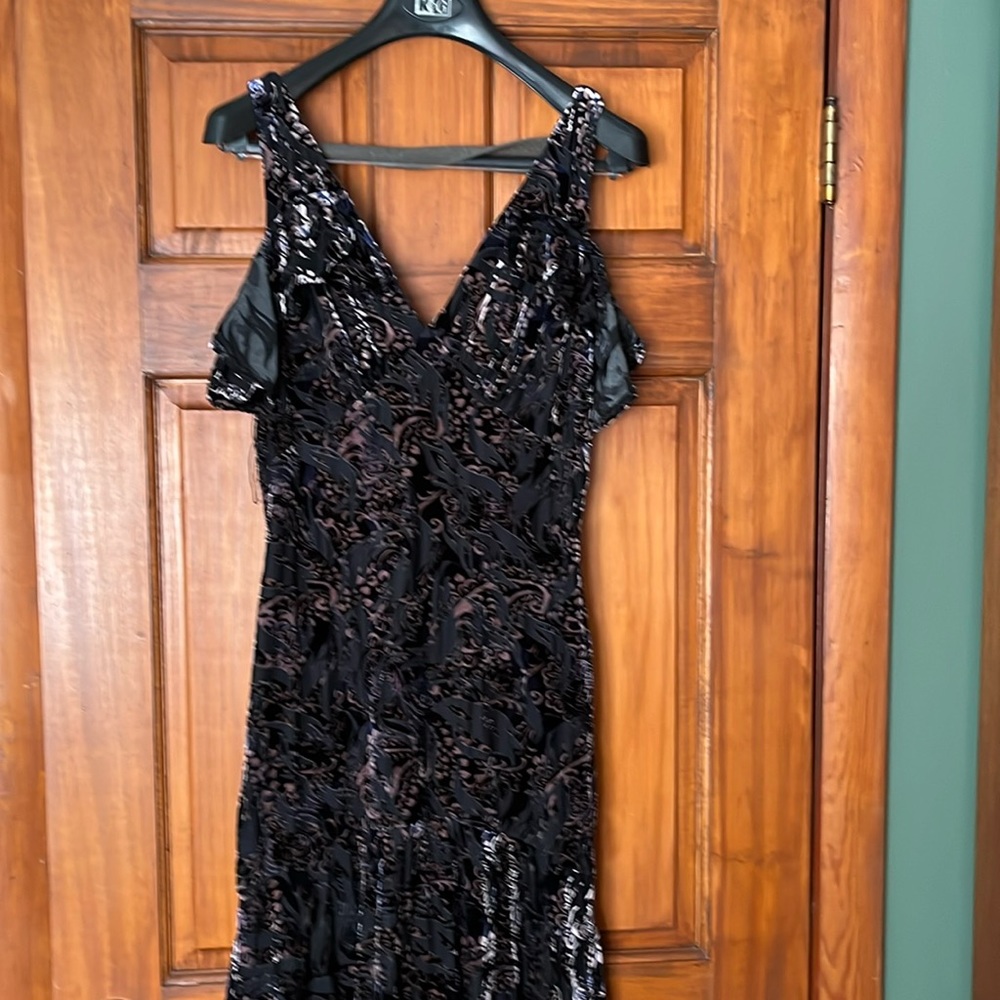 Adrianna Papell midi dress size 8